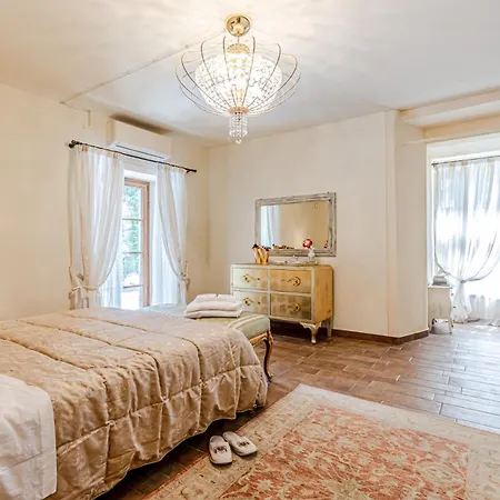 Villa Chateau La Siroque Montecatini Val di Cecina