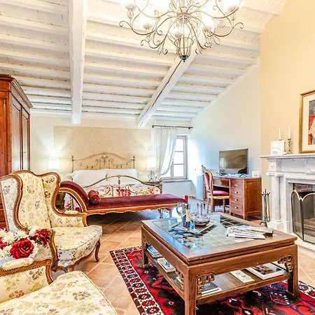 Villa Chateau La Siroque Montecatini Val di Cecina