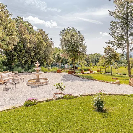 Villa Chateau La Siroque