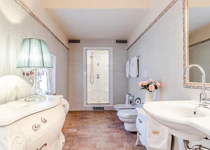 Villa Chateau La Siroque Montecatini Val di Cecina