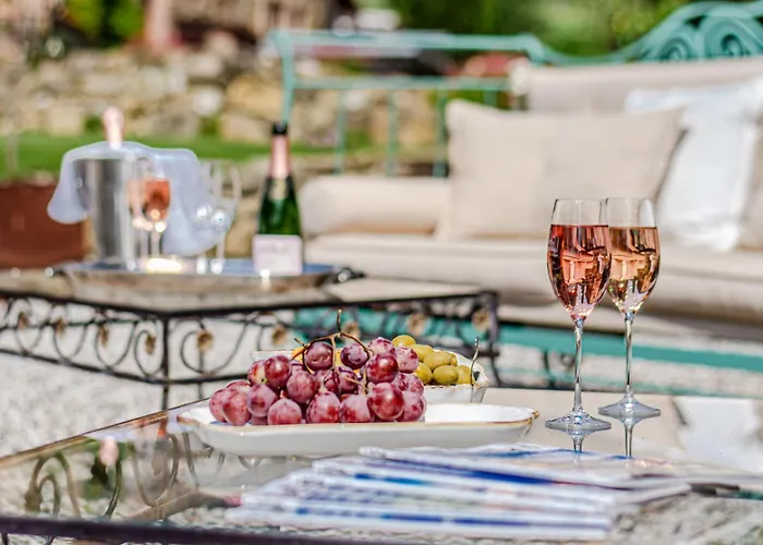 Villa Chateau La Siroque *