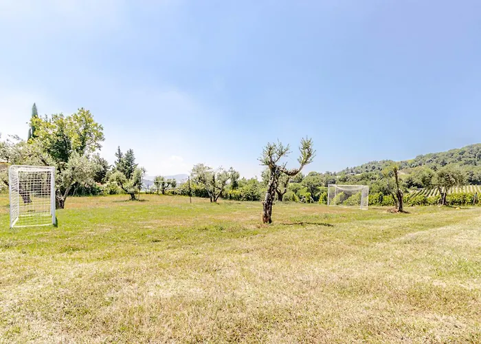 Villa Chateau La Siroque